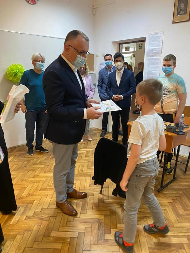 Vaccinarea profesorilor nu este o informație de dezvăluit