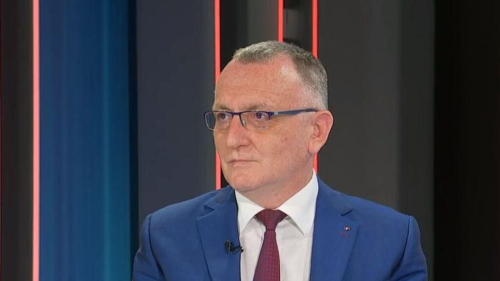 Tezele din semestrul I, în primele două săptămâni din ianuarie
