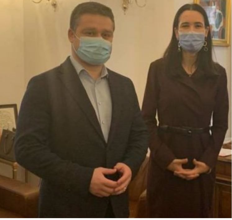 Ciucu o compară pe Clotilde
