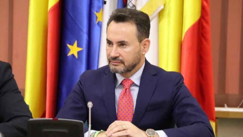 Guvernul PNL-PSD, la care se adaugă și UDMR, este un „compromis”