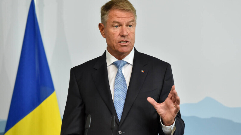 Klaus Iohannis a jucat golf chiar în ziua comemorării tragediei Colectiv