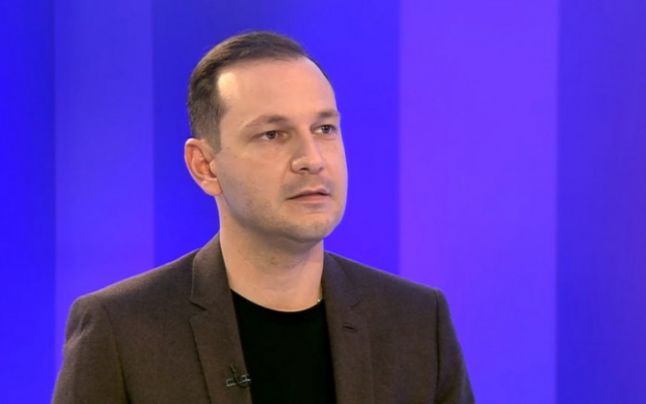 Oprirea vaccinării din cauza noii variante Omicron nu e o soluție