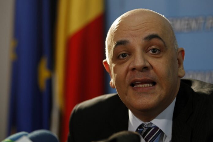 Raed Arafat lăsat fără putere. Alexandru Rafila preia din atribuții la MS