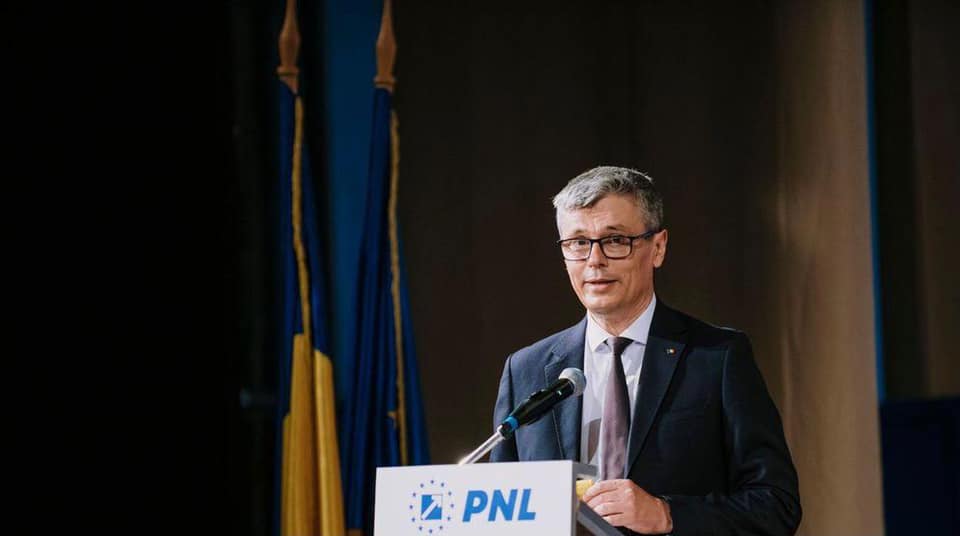 Parlamentarii liberali care semnează suspendarea președintelui Iohannis
