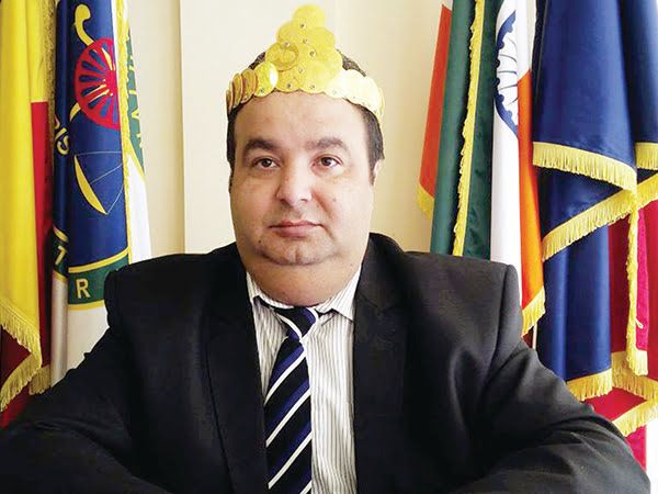 Regele romilor consideră că problema vaccinării s-a pus greșit