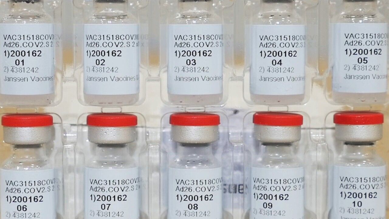 Riscul de tromboză asociat administrării vaccinului Johnson & Johnson