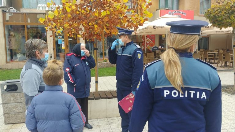 Restricții suplimentare care să diminueze contactele populației