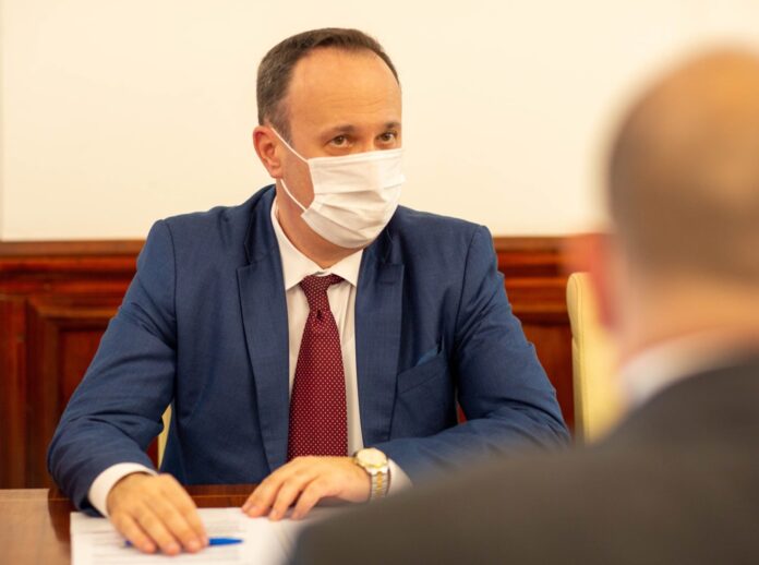 ministrul finanțelor