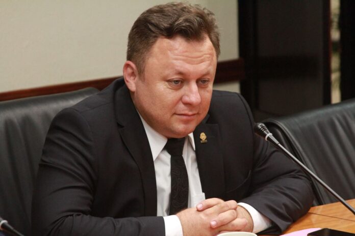 Vaccinat de cinci ori. Fiul cântărețului de muzică populară Ion Dolănescu