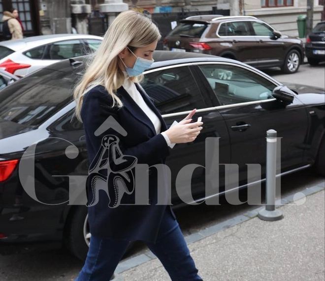 Irina Tănase la DNA, vineri dimineață, unde a fost pentru o întâlnire