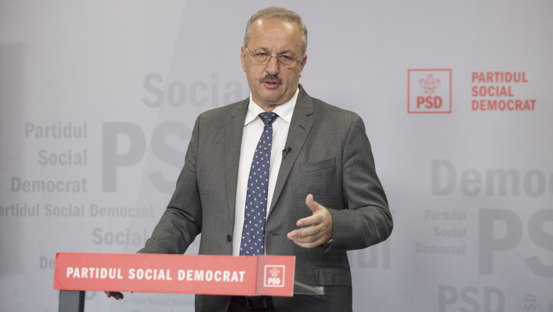 Stagiul militar obligatoriu nu va fi introdus în România, spune Vasile Dîncu