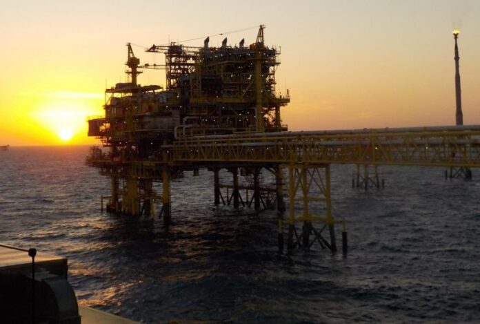 Cotațiile petrolului au crescut, la fel ca și aurul, după anunțul lui Putin