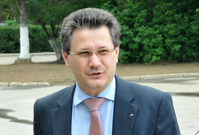 Mihnea Costoiu a fost condamnat la trei ani de închisoare cu suspendare