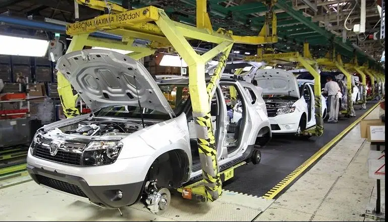 Renault oprește producția în Rusia. Grupul producător de automobile
