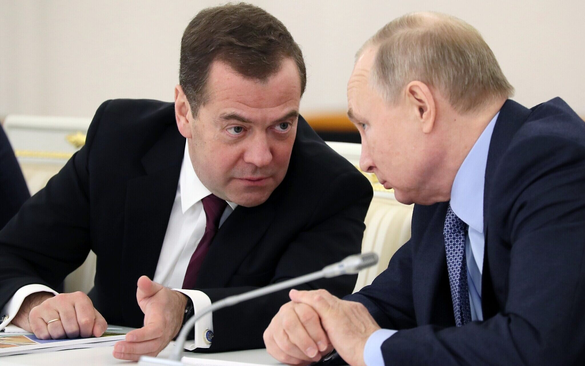 Dimitri Medvedev a amenințat ucrainenii după arestarea lui Medvedciuk