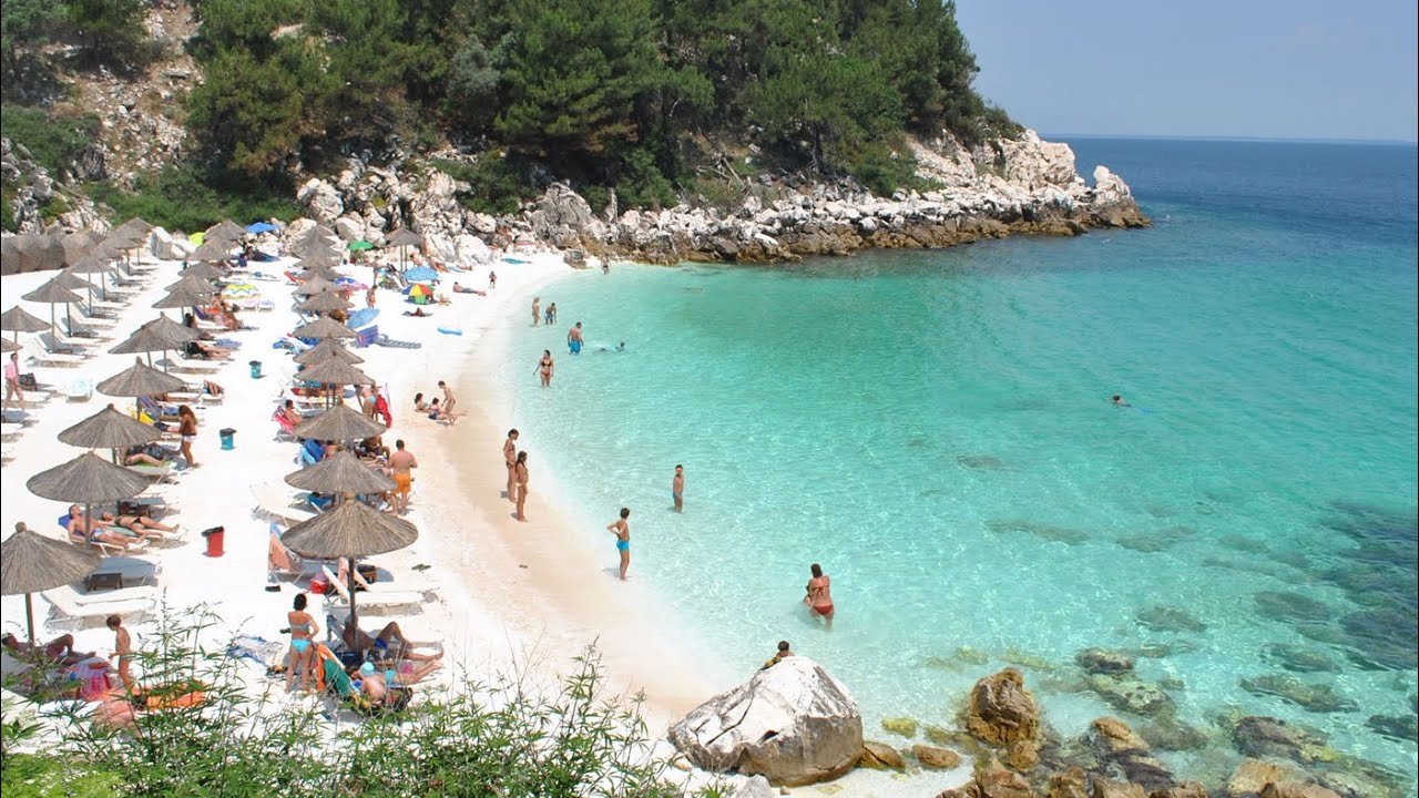 Sejururile în Grecia, apreciate de român. Prețurile s-au mărit, însă