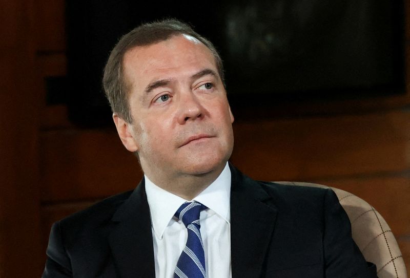 Punctele strategice din Kiev vor fi bombardate, amenință Dmitri Medvedev