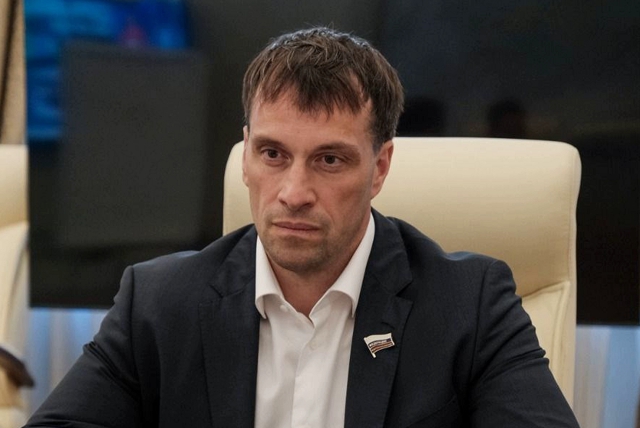 Un senator rus și-a numit fiica „trădătoare”, după ce aceasta a îndrăznit