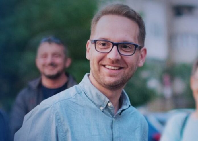 Dominic Fritz a fost huiduit la un concert, unde a apărut în mijlocul mulțimii