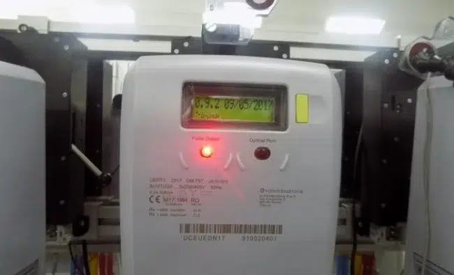 O româncă din Italia fost bătută de partener din cauza facturilor la energie