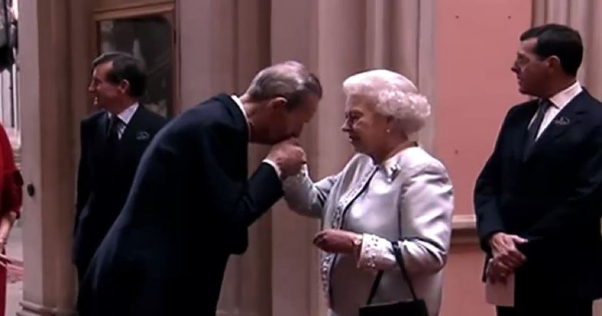 Regina Elisabeta a II-a avea legături de sânge cu Casa Regală a României
