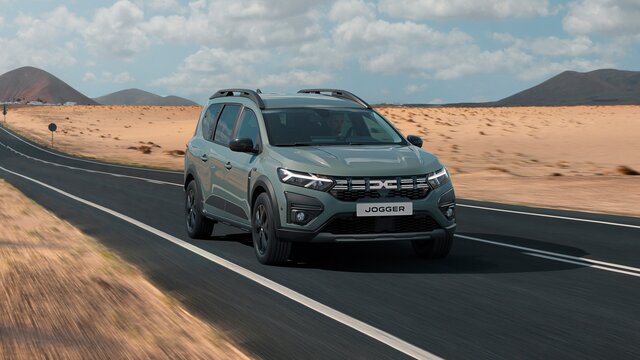 Automobilele s-au scumpit peste tot în lume, iar asta a avantajat Dacia
