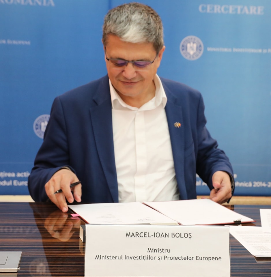 Pensiile speciale nu vor fi eliminate, afirmă răspicat ministrul proiectelor