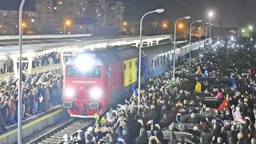 Petrecerea „cu șpriț și lăutari” din Trenul Regal a fost anulată