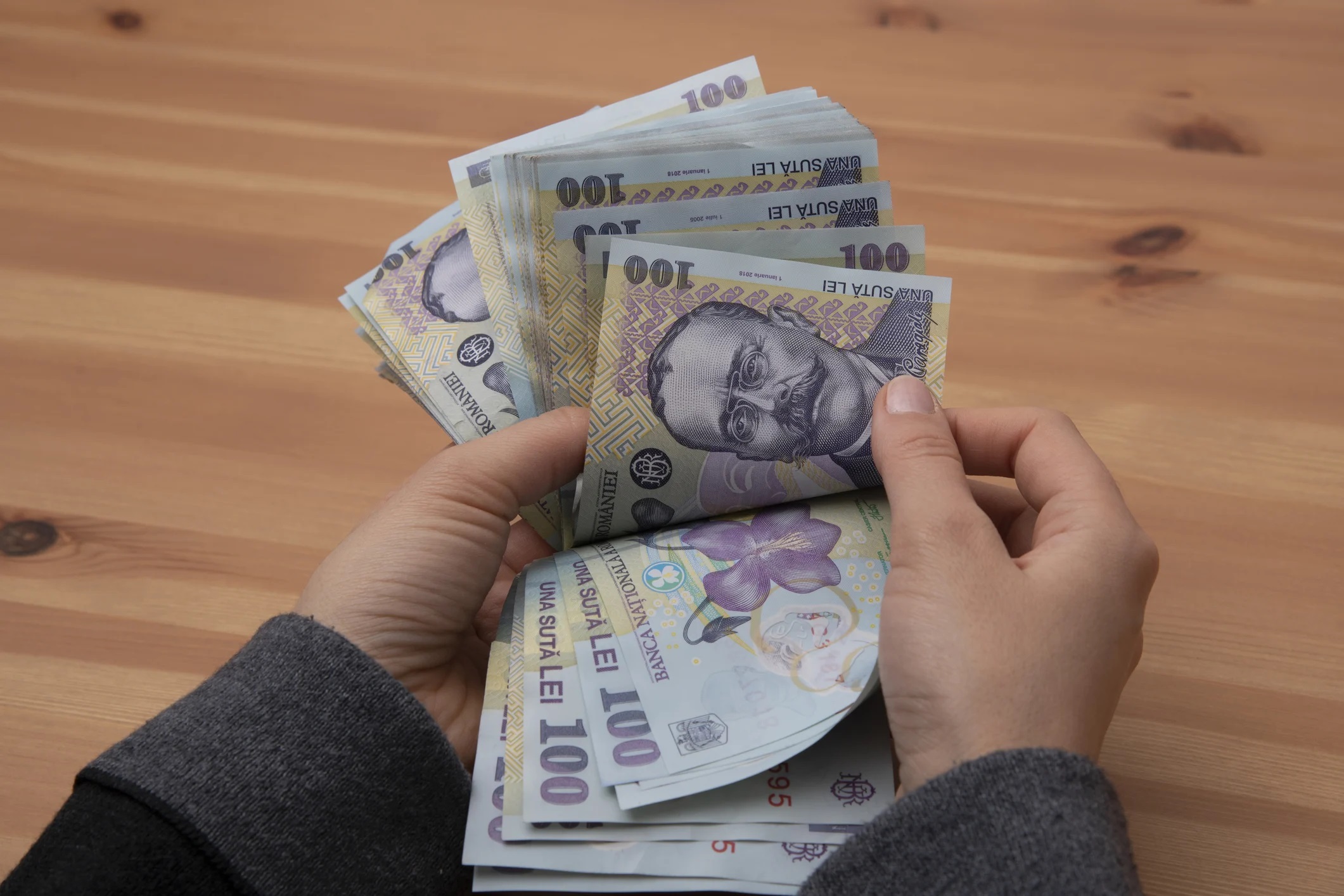 Cele mai mari salarii pe județe în 2022 s-au înregistrat în trei unități