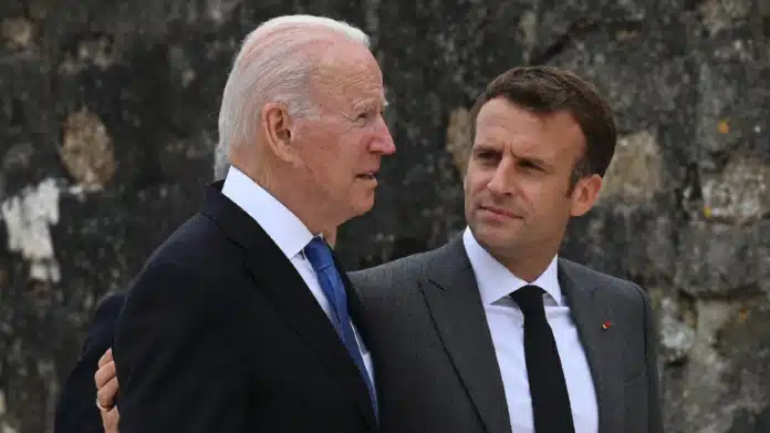 Emmanuel Macron l-a criticat pe Joe Biden chiar la el acasă