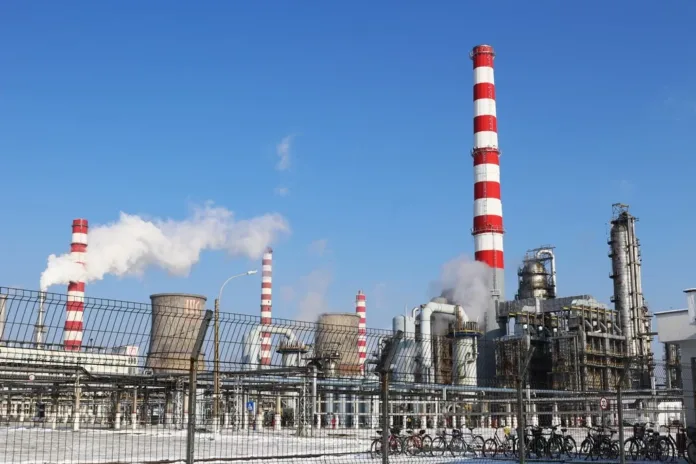 Directorii ruși de la Petrotel au fost demiși, a rămas un singur român