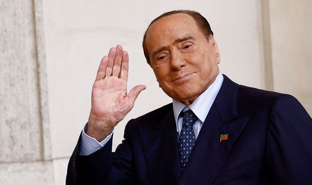 Silvio Berlusconi are leucemie și a fost internat într-un spital din Milano