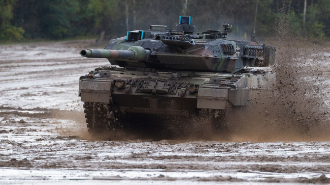 Tancurile ucrainenilor vor fi reparate la Satu Mare, de Rheinmetall