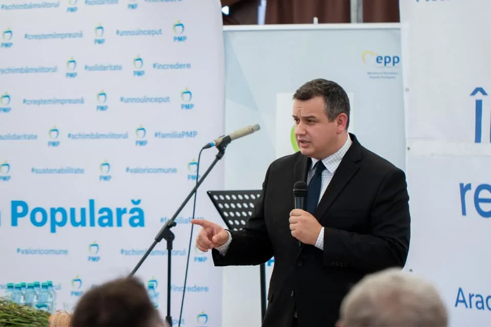 Eugen Tomac a atras atenția asupra risipei masive a banului public