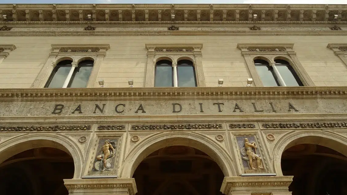 Guvernul italian a anunțat că va taxa supraprofiturile băncilor
