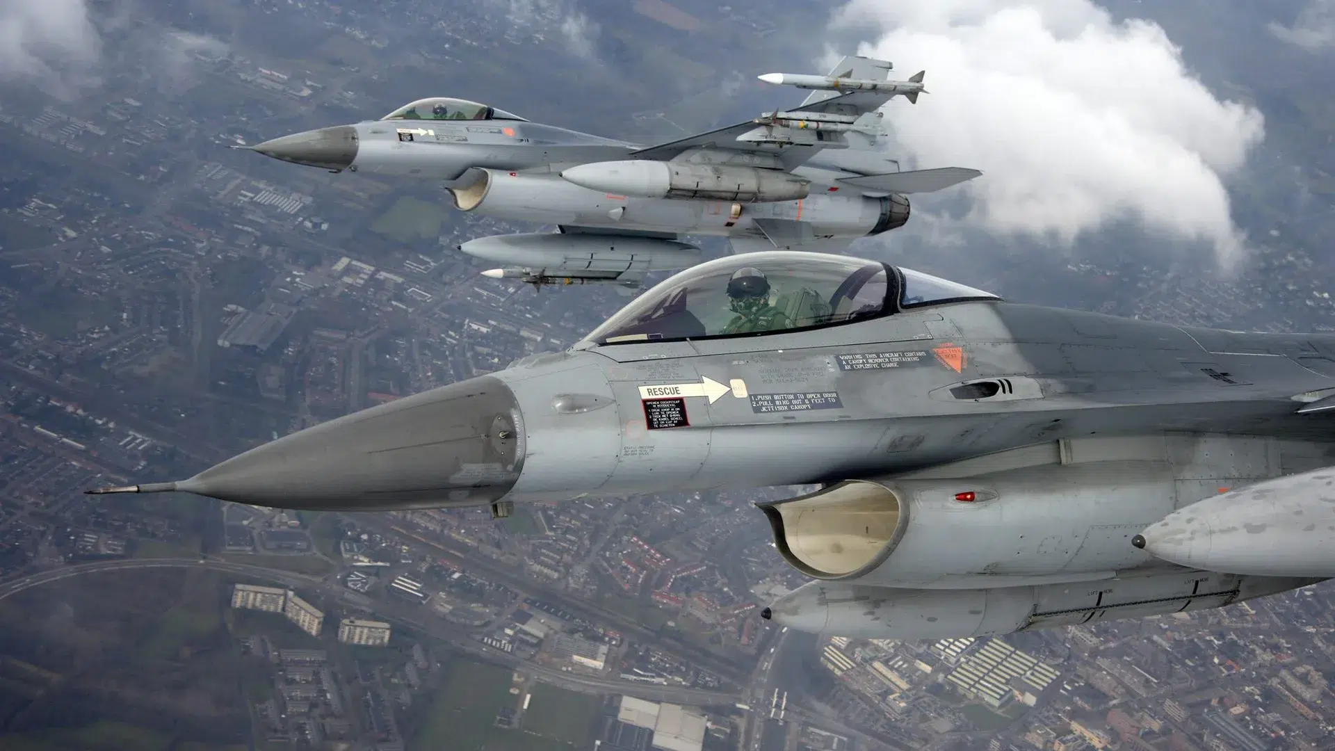 Centrul de pilotaj pentru avioanele F-16 la baza de la Călărași