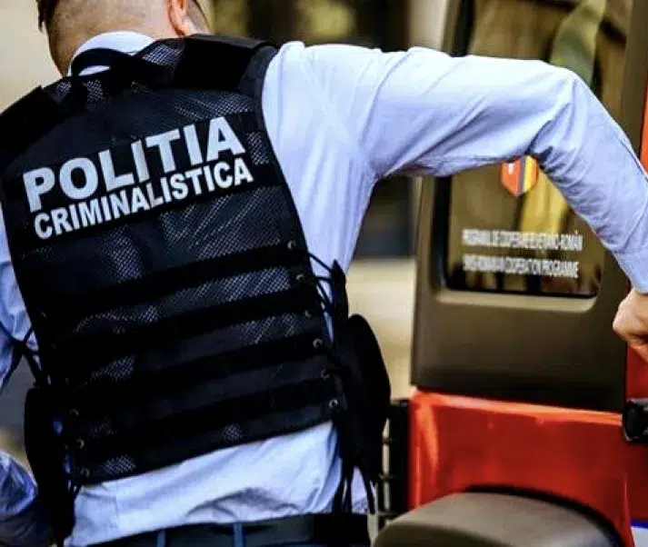 Un polițist local din Arad este cercetat pentru tortură și ucidere, după ce ar fi bătut un bărbat ce consumase substanțe halucinogene și