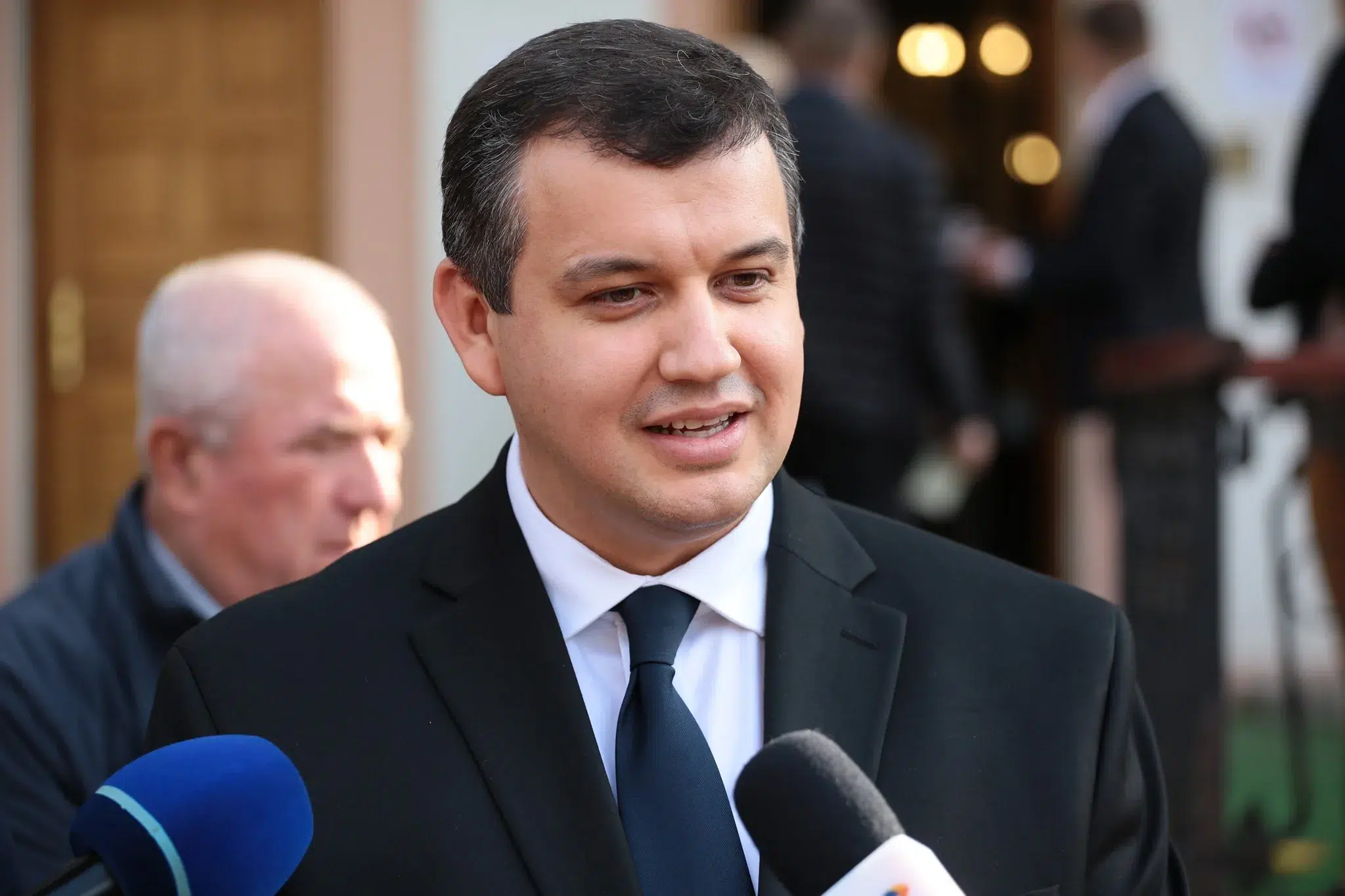 Eugen Tomac, liderul PMP și eurodeputat, cere judecarea Austriei