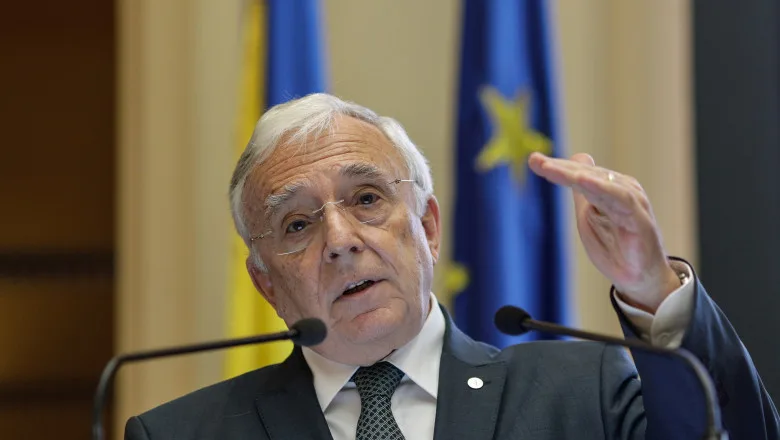 AUR l-ar fi abordat pe guvernatorul BNR, Mugur Isărescu