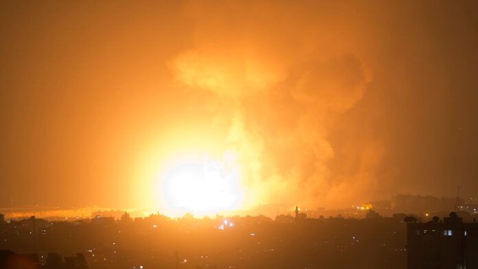 https://lumeapolitica.ro/actualitate/activisti-evrei-au-fluturat-steagul-palestinei-si-au-cerut-oprirea-genocidului-din-gaza-chiar-in-parlamentul-austriac-nu-am-de-ce-sa-mi-fie-rusine/
