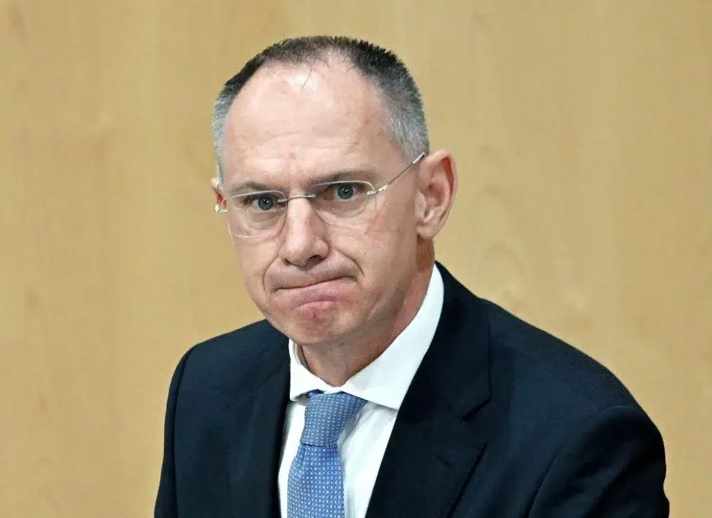Gerkard Karner se opune din nou aderării României la Schengen. Ministrul austriac de interne îndeamnă la prudență: „Mă gândesc foarte mult să fac acest pas acum”