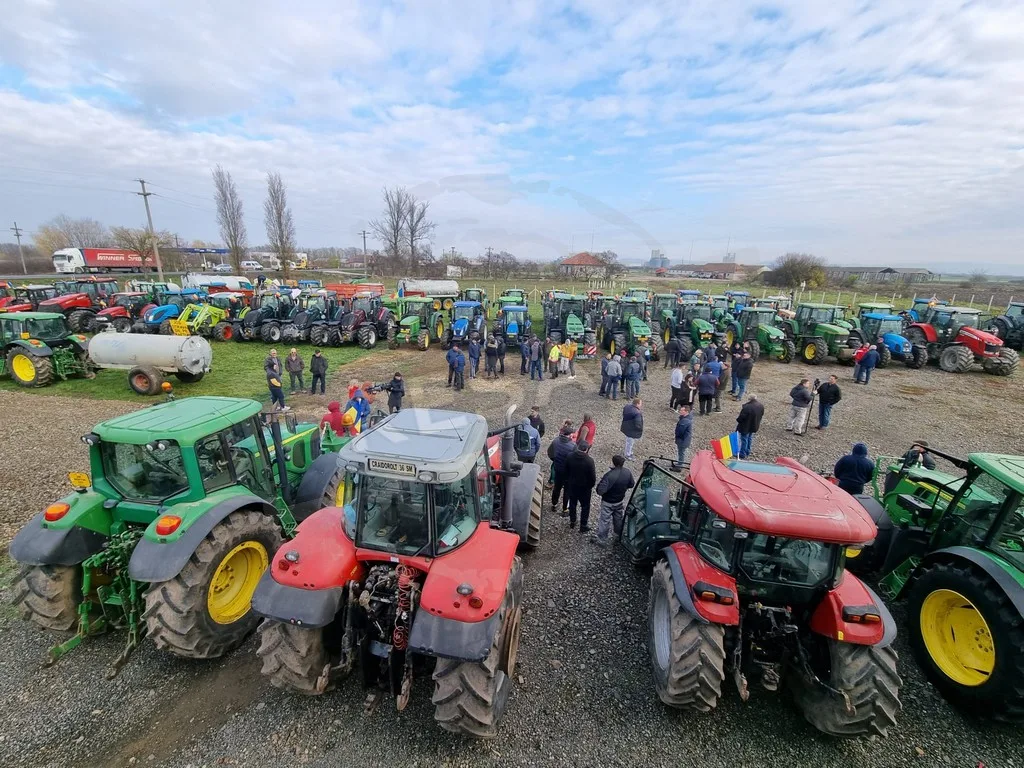 Fermierii din România sunt gata din nou de proteste. Mărfurile din Ucraina nu sunt controlate, acuză aceștia. „Prin măsuri concrete înțelegem demiterea de urgență a tuturor celor responsabili”