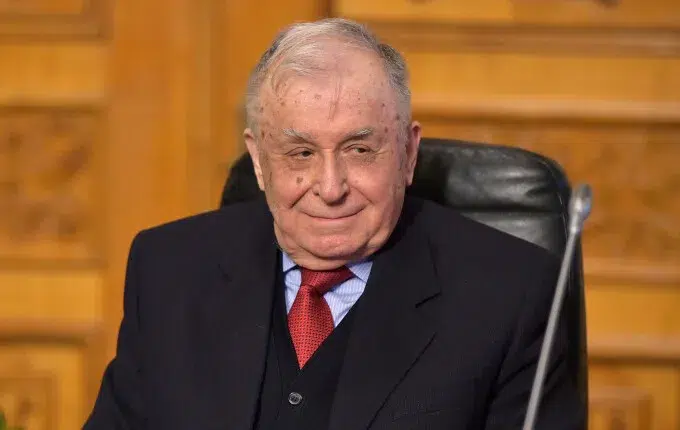 Ion Iliescu, la moartea lui Nicolae Manolescu: „Numele său va trăi cât va trăi şi literatura română”