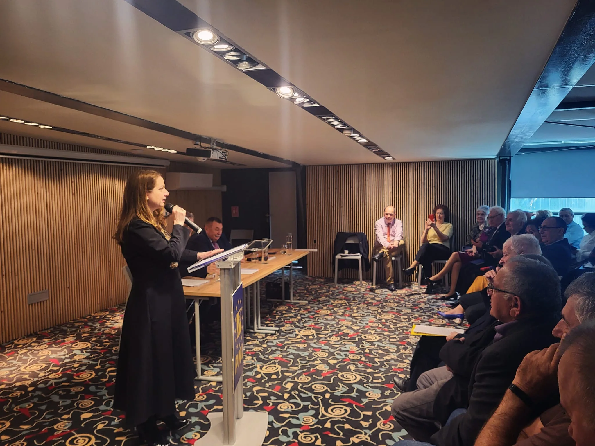 Ligia Deca anunță „bursa de reziliență”. Ce categorii de elevi o primesc și care este noutatea absolută