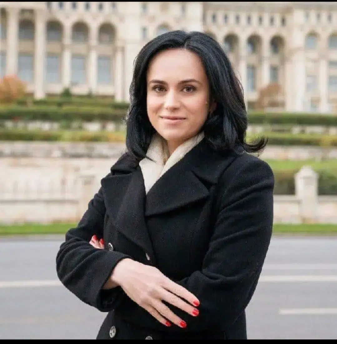 Cresc din nou pensiile și va fi la fel în fiecare început de an. Anunțul făcut de ministrul Simona Bucura Oprescu