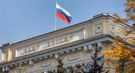 Băncile europene care au transferat peste 800 de miliarde de euro în taxe către Rusia