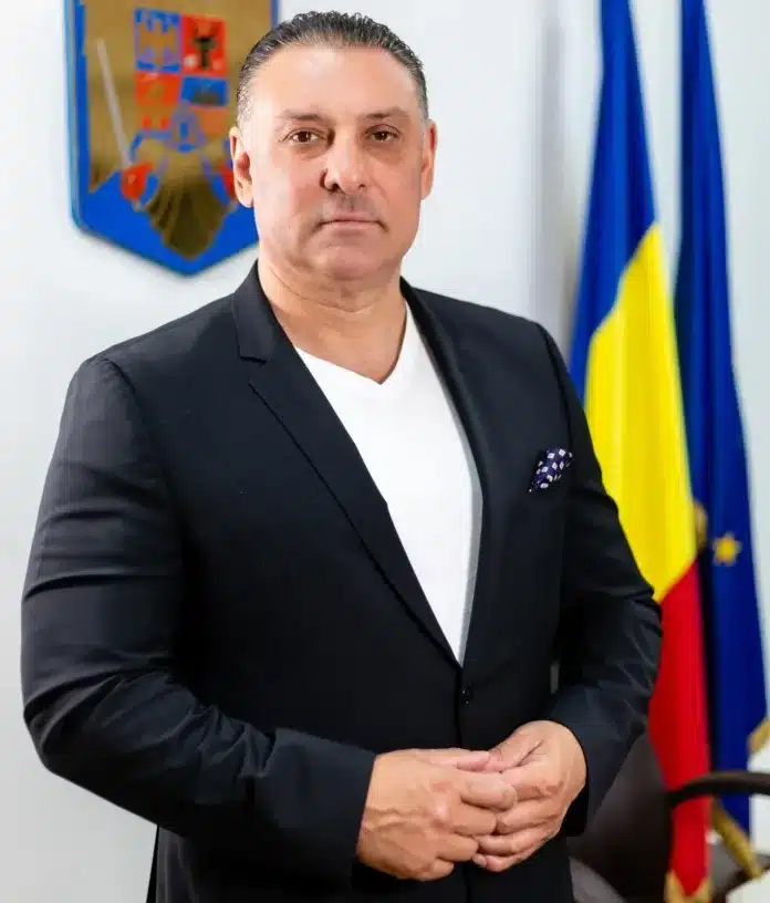 Nicolae Păun, mândru că este rom: „e o minoritate pe care pot s-o compar cu pasărea Phoenix”. Ce solicită imperios Guvernului României