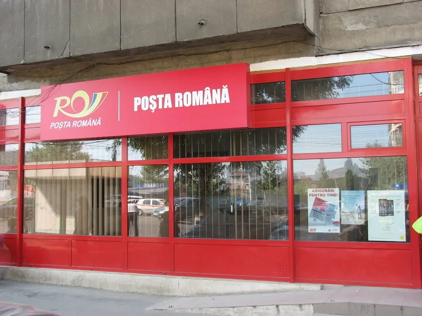 Greva de la Poștă s-a încheiat. S-a semnat Contractul Colectiv de Muncă, care prevede măriri salariale. Cât vor câștiga în plus postașii