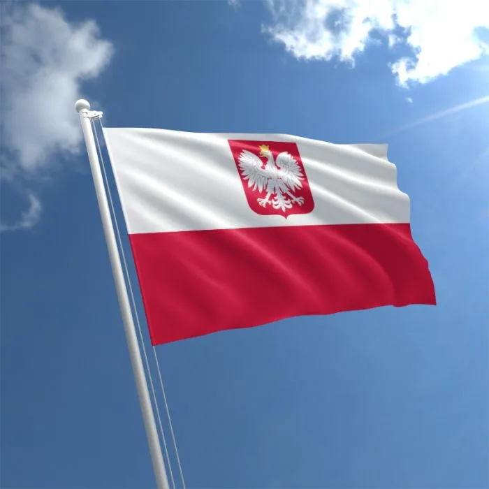 Ministrul Apărării din Polonia are la îndemână un rucsac de urgență pentru o eventuală invazie. „Îi sfătuiesc pe polonezi să facă acelaşi lucru”