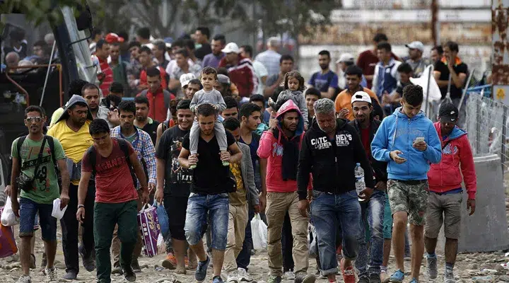 UE se pregătește pentru o politică mai dură privind migrația: România și alte 14 state cer externalizarea solicitanților de azil